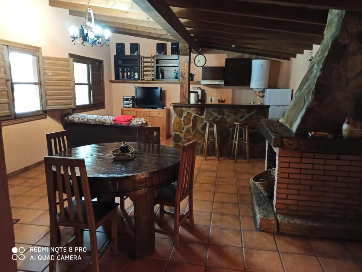 Casa Penelas Petin Exteriör bild