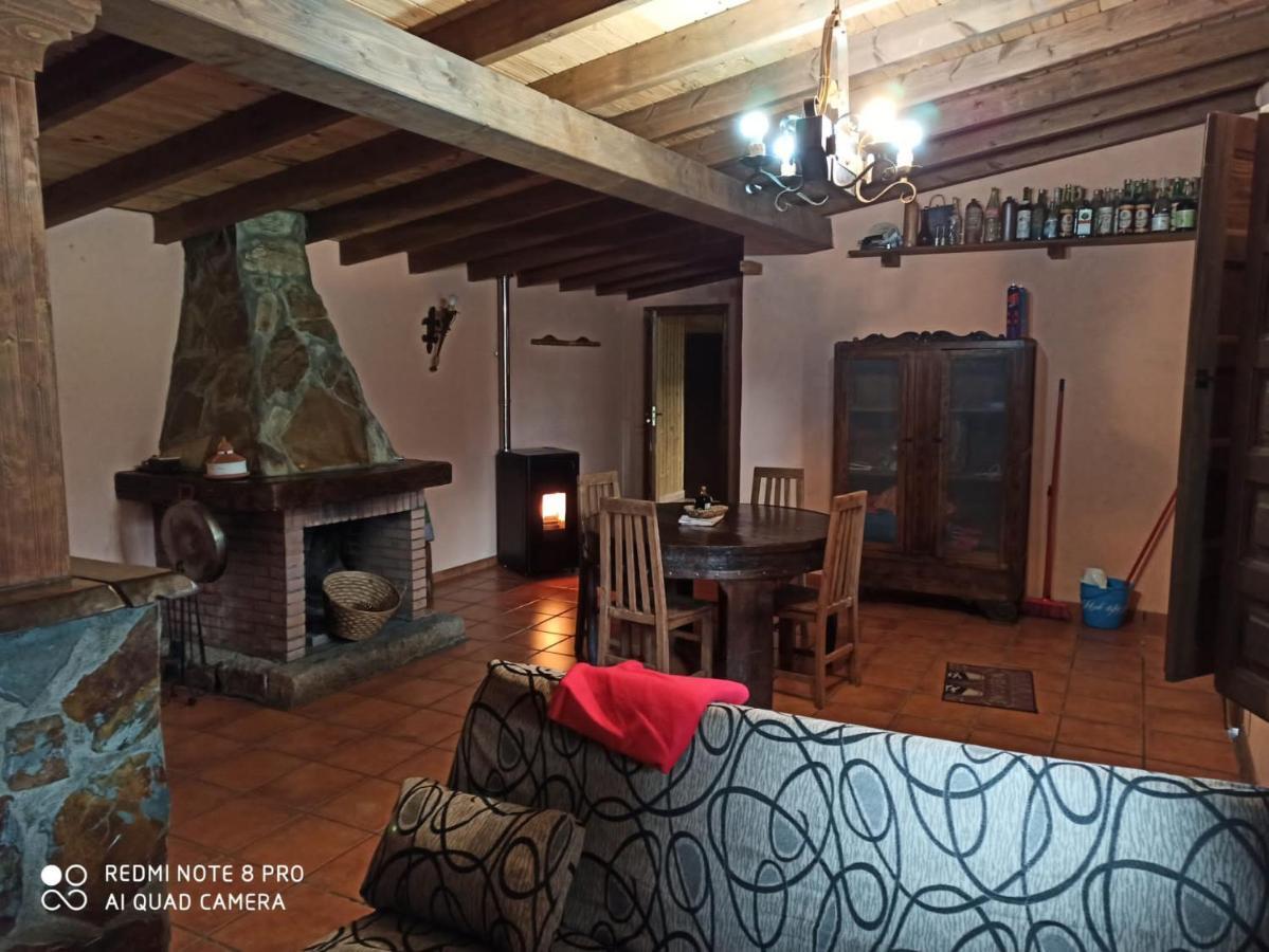 Casa Penelas Petin Exteriör bild